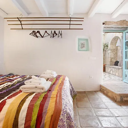 Sira Stonehouse Lll Holiday home *